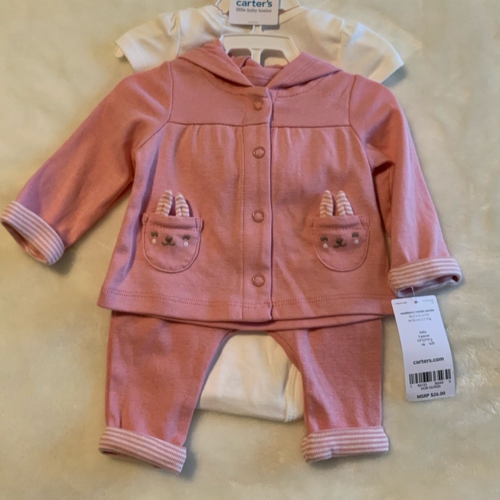 NWT Carter’s “I Love Daddy” newborn outfit
